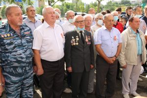 Астраханские патриоты организовали патриотическое мероприятие "Славы героев достойны", посвящённое 76-ой годовщине окончания Второй мировой войны